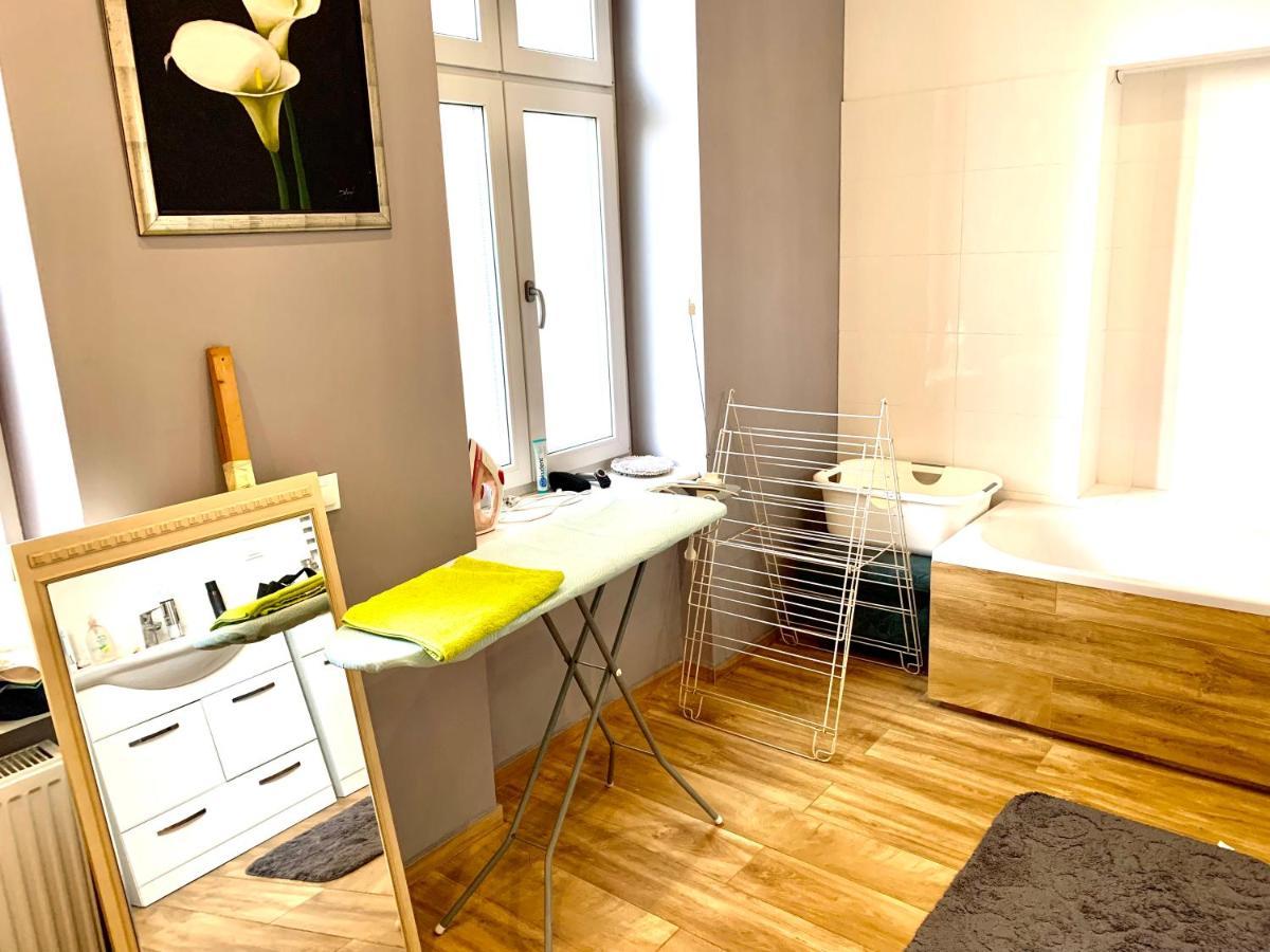 1 Bedroom Lux Apartment Center Vincent Breslavia Esterno foto